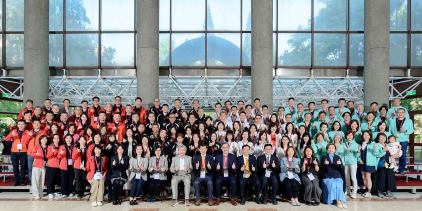 時光荏苒 情誼彌新 臺大 EMBA 校友重返校園，共慶十載同窗情